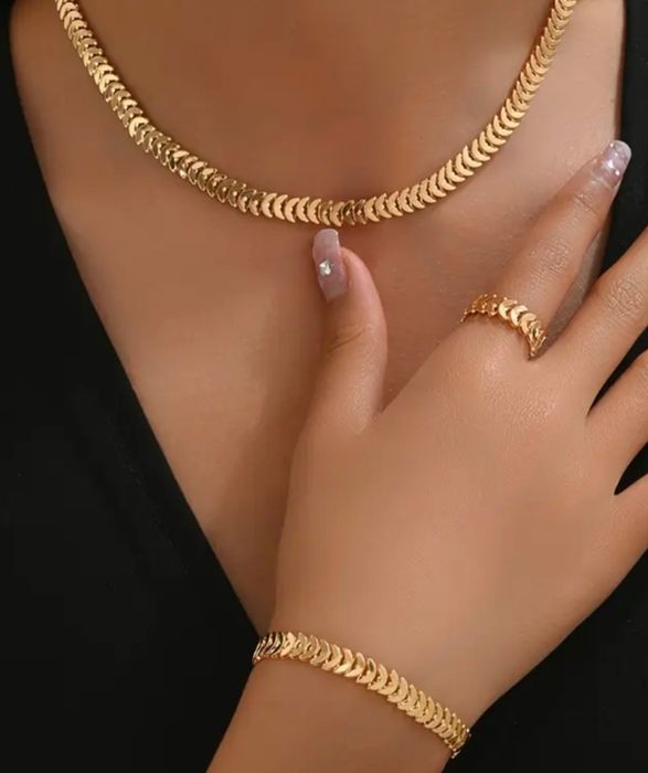 Zestaw Komplet Biżuterii Naszyjnik Bransoletka Pierścionek