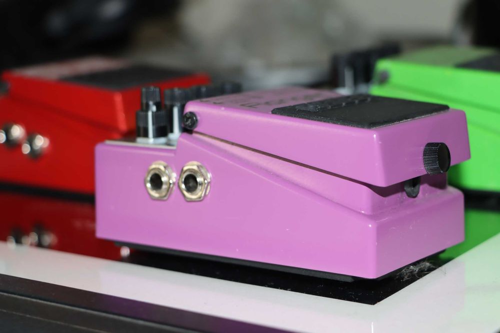 Vários Pedais de EFEITOS (BOSS)  (em bom estado)