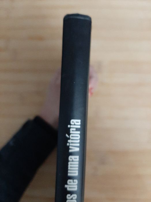 Livro " Sampaio retratos de uma vitória "