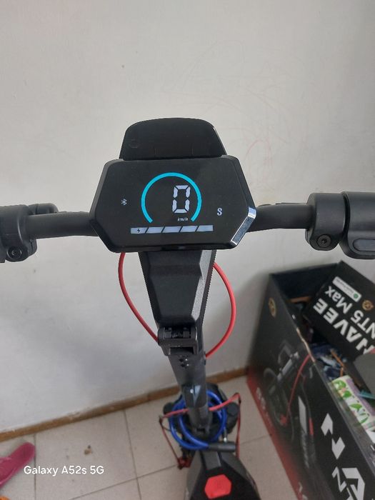 Trotinet nave ir ride nt 5 max desbloqueada  Amadora
