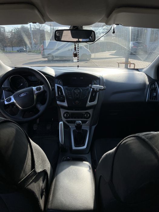 Ford focus 2011 рік , 1.6 газ/бенз не АМЕРИКА