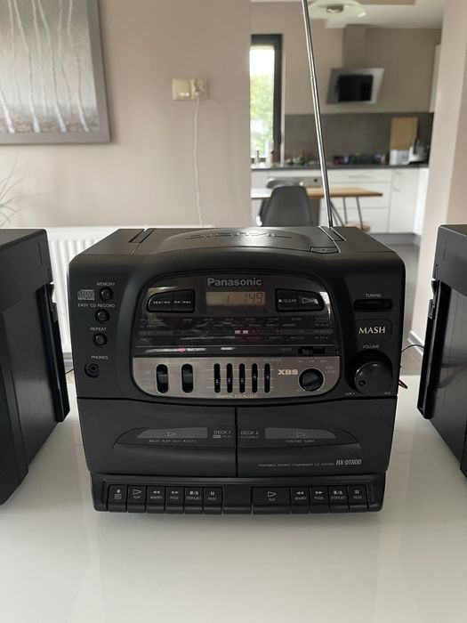 Panasonic radiomagnetofon z CD