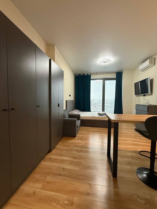 Квартира подобово, погодинно на набережній Тепла дуже