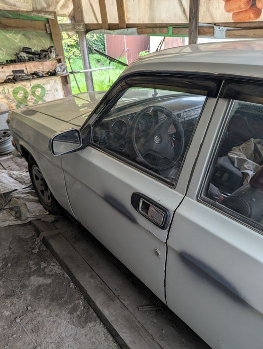 Продам Волгу 2410