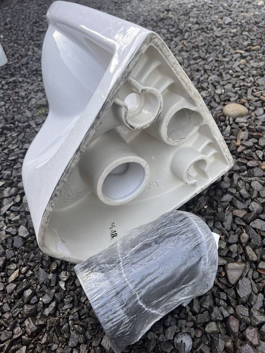 Продам унітаз підвісний