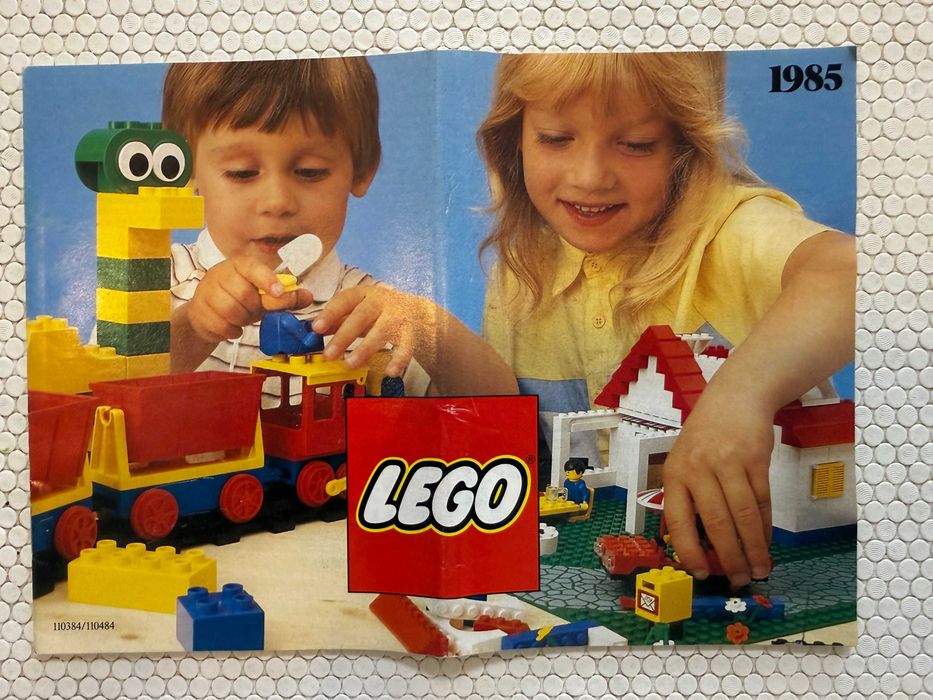 Lote de 5 catálogos LEGO antigos 1985 1991 e 1995