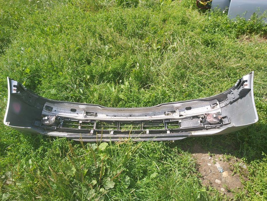 Zderzak przód e39 Lift pdc