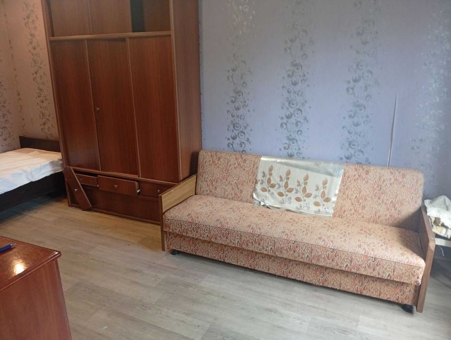 Продаж 1 кімнатної квартири в селище Травневе.