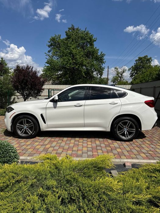 Продам свою машину BMW X 6 в идеальном сосотоянии