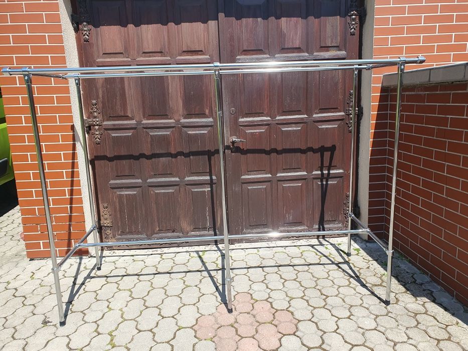 Wieszak wolnostojący sklepowy 2,20 szerokości