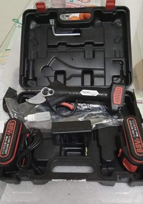 Tesouras de poda elétricas (fatura e garantia)