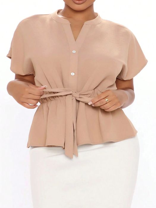 Bluzka luźna koszulowa beżowa z dekoltem v z paskiem casual SHEIN 4XL