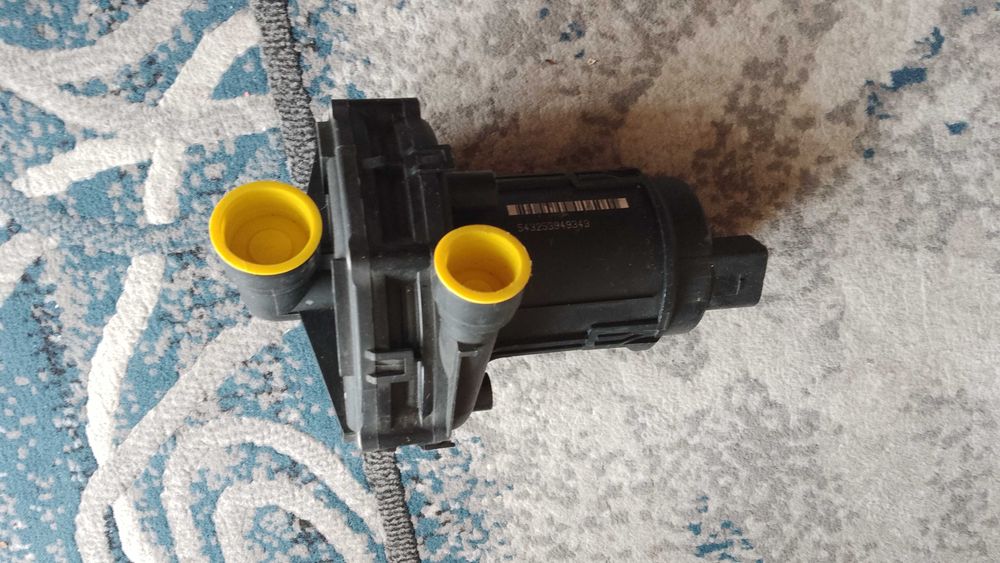 Насос дополнительного воздуха для AUDI A4