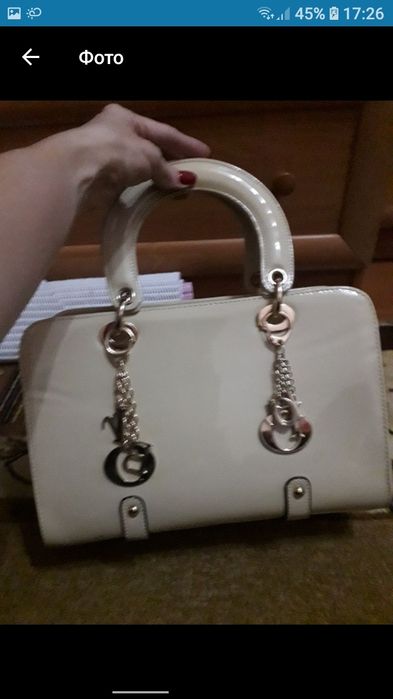 Сумка лакова .В гарному стані.