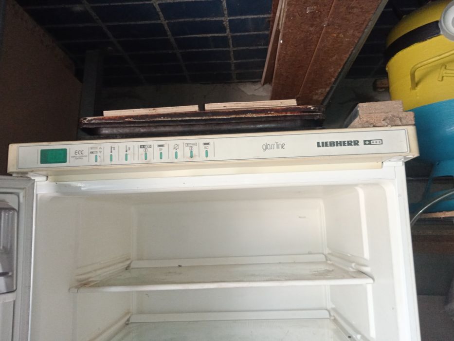 Продам холодильник.