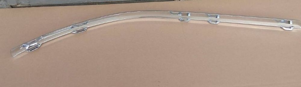 Молдинг заднього бампера VW Passat b7 eur універсал