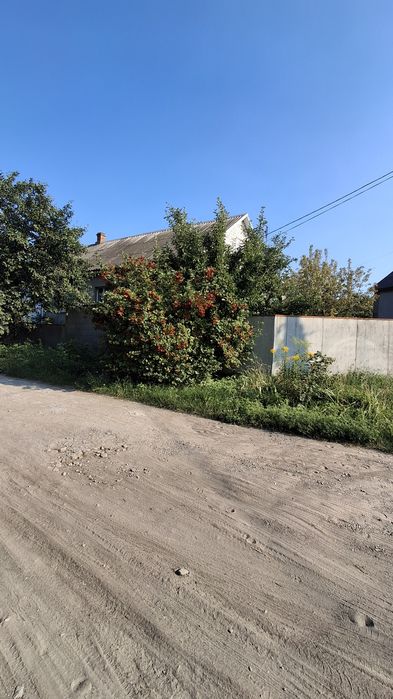 Продам частину будинку на вул Покровскій