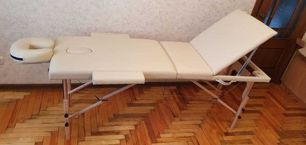 Массажный стол кушетка для массажа косметологии шугаринга тату