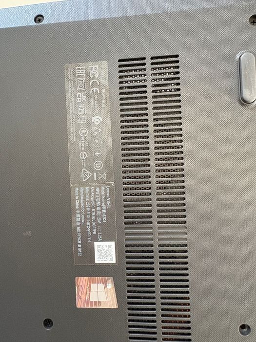 Laptop Lenovo używany