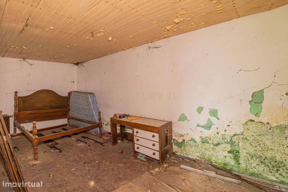 Casa em Ruínas com Jardim em Anais, Ponte de Lima