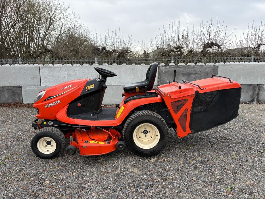 Kosiarka traktorek Kubota GR2120 4x4