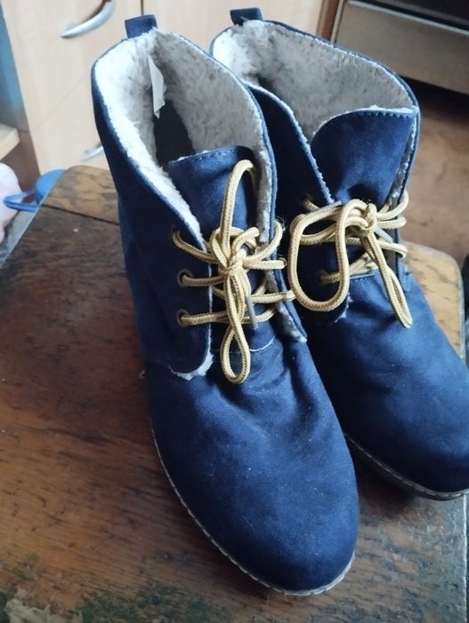 Ботильоны на платформе.