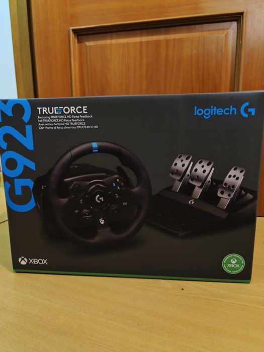 Logitech G923 trueforce - volante e pedais  -  Selado