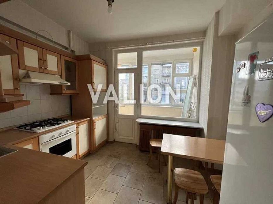 Продаж 2К квартири без%  В. Васильківська 51 Олімпійська Центр Правий