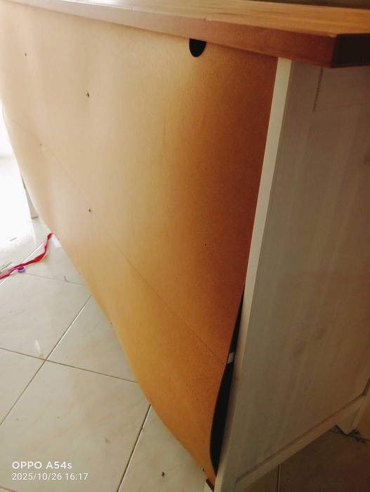 Aparador Emnes IKEA, USADO