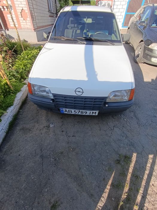 Продам Опель кадет