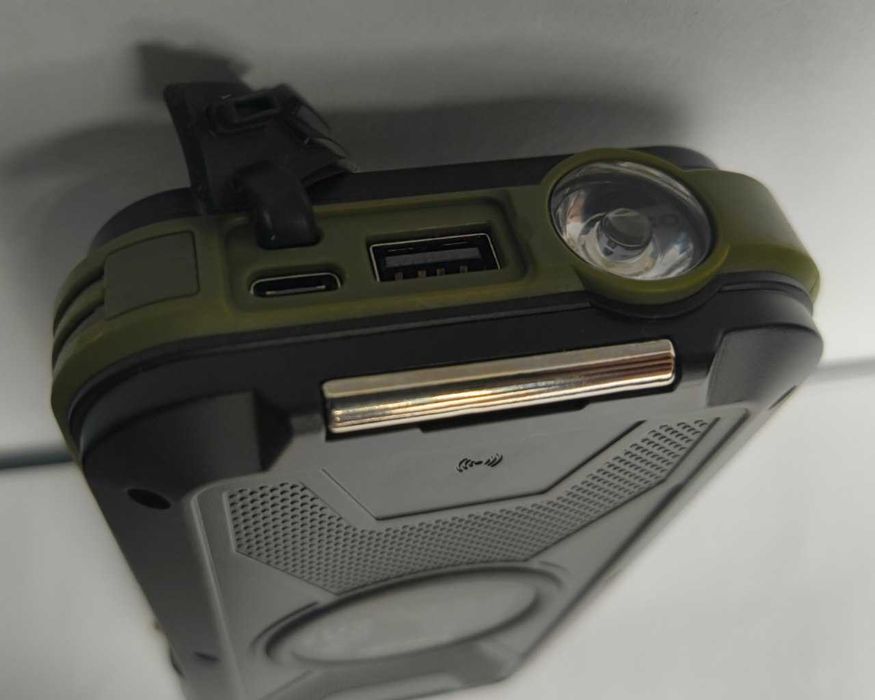 ТОП Power Bank 26800mAh: Радіо | Сонячна панель | Ліхтар Fokimdo PNW26