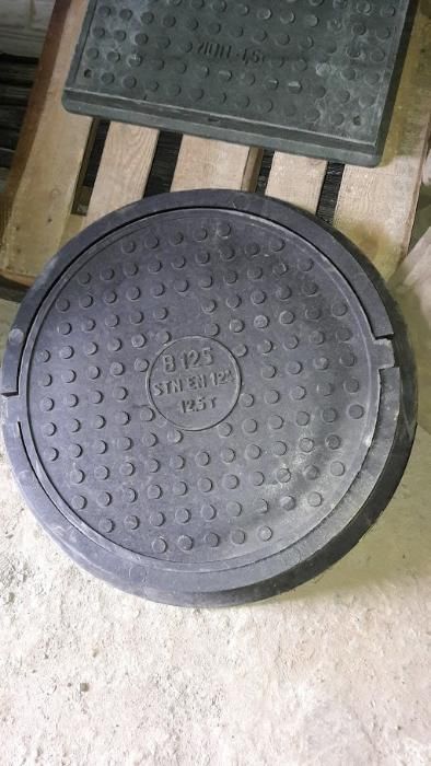 Люк канализационный полимерпесчаный круглый/квадратный