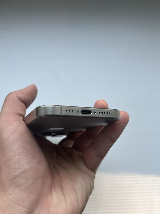 Iphone 15 pro 128 gb•Айфон 15 про 128 гб.