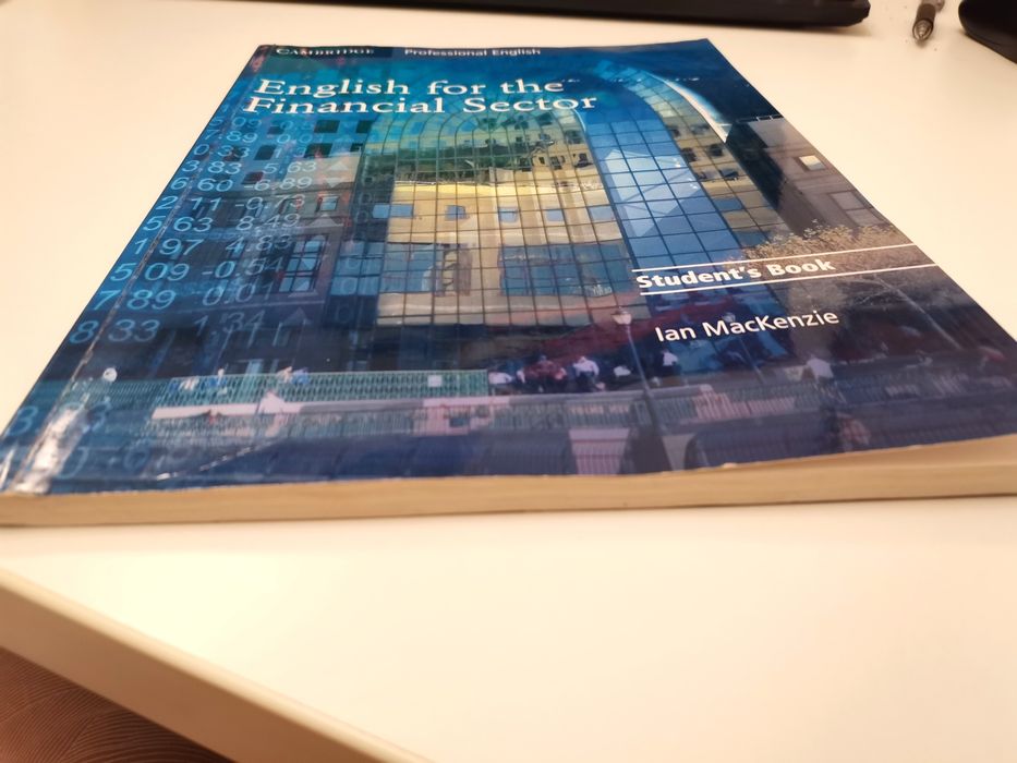 English for the Financial Sector, Student's Book - Ian MacKenzie