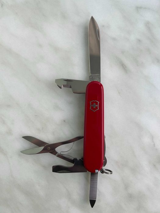 Victorinox Companion Red Новий!