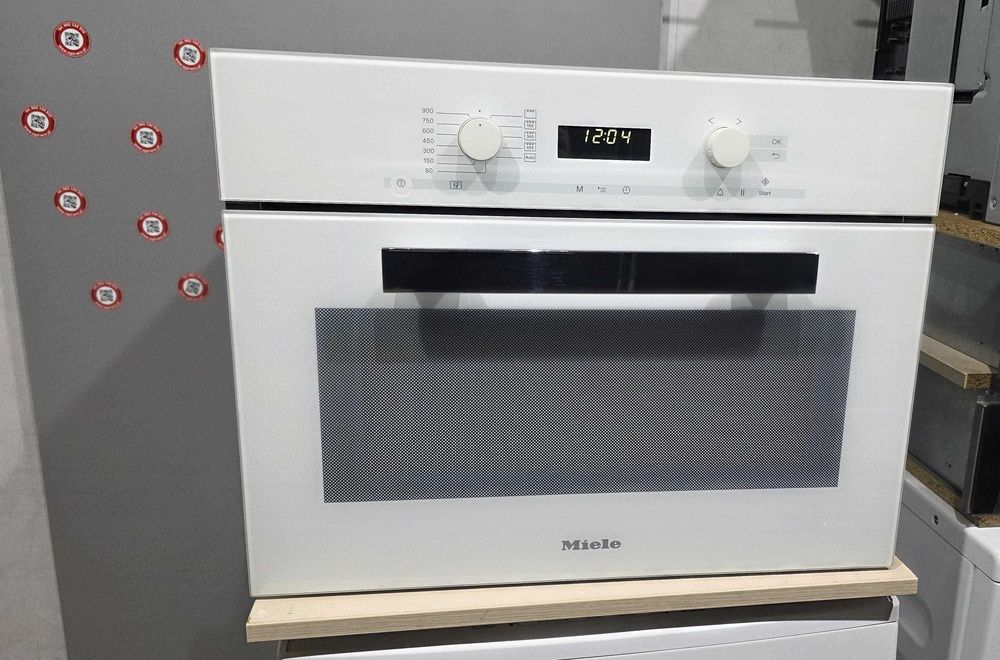 Biały Zestaw Miele Mikrofala M 6262 + Piekarnik Miele H 6800 - 60 BP