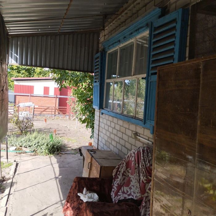 Доглянута двоповерхова дача з садом с. Щербаки, Полтавська область