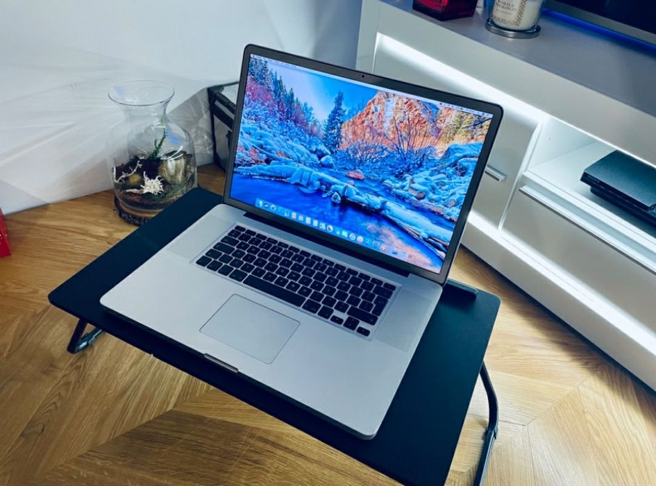 Rarytas! MacBook Pro 17 cali i7 10GB 240+750 SSD