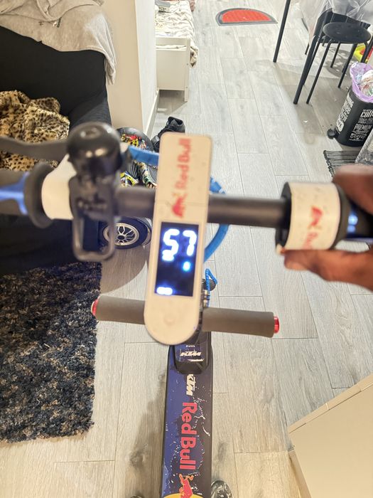 Trotinete eletrica xiami todo modificada andar