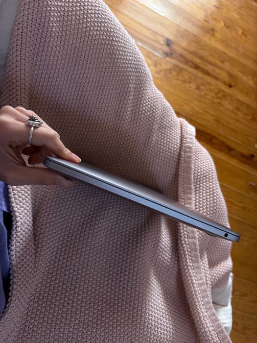 MacBook Pro 13.3” (2021) – M1 Pro | 16GB RAM | 512GB SSD