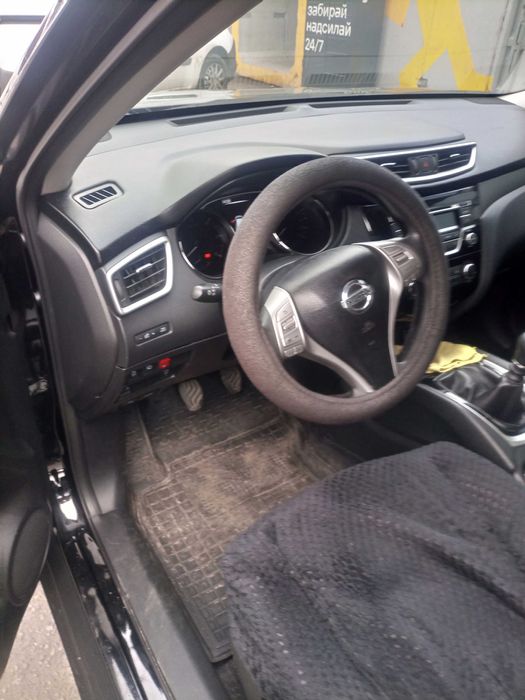 Продается автомобиль Ниссан Х-ТР