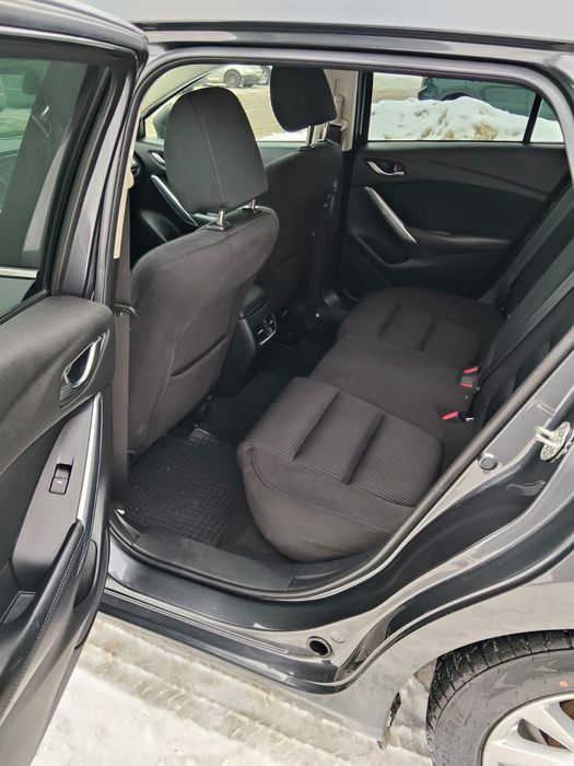 Mazda 6 zadbana, po serwisie,  fajny stan, nowe opony, swieży pt i oc