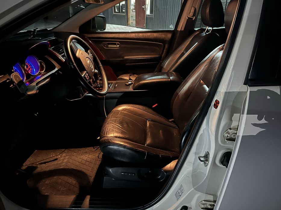 Продам  авто CX9