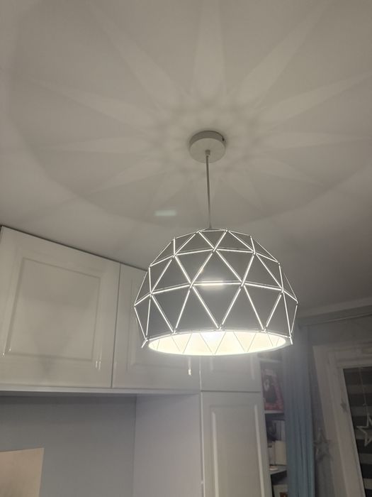 Lampa sufitowa stan idealny