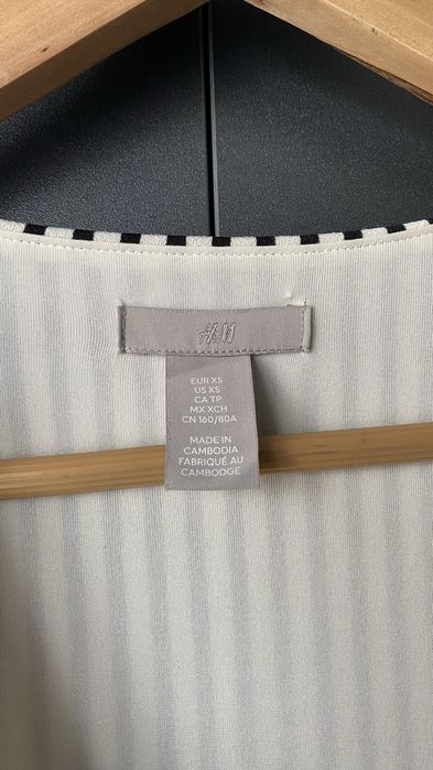 Сукня міді на запах в смужку, розмір xs-s