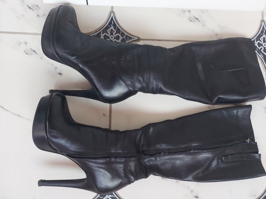 Сапоги жіночі шкіряні