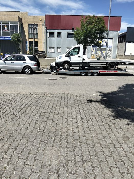 Aluguer de atrelados porta carros