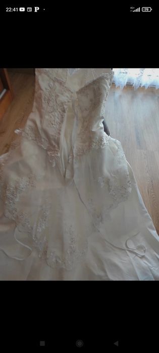 Vestido de noiva alta costura muito elegante