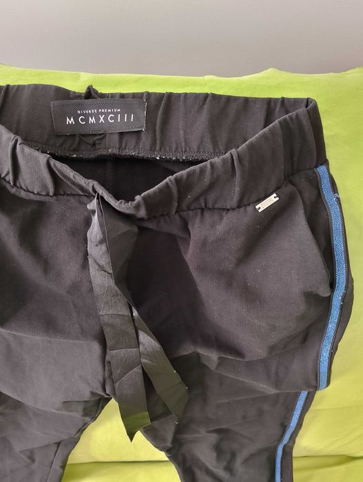 DIVERSE Premium. Spodnie dresowe.