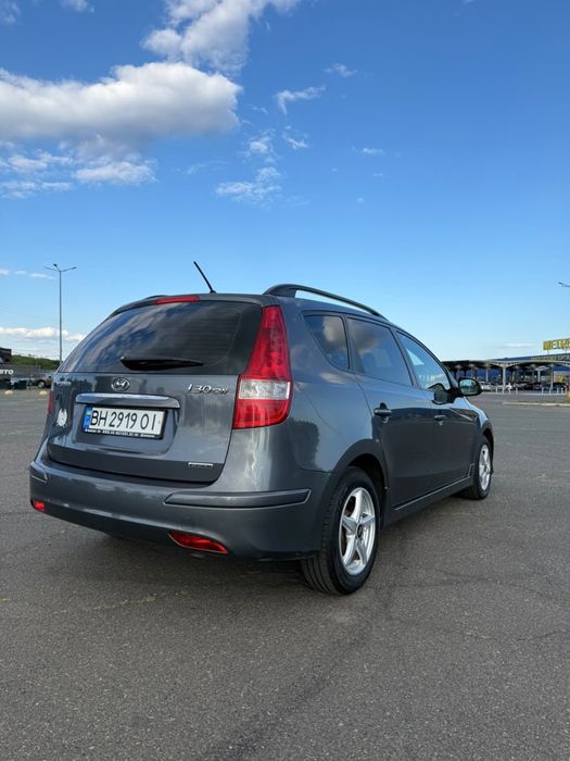 Продам автомобіль Hyundai i30CW
